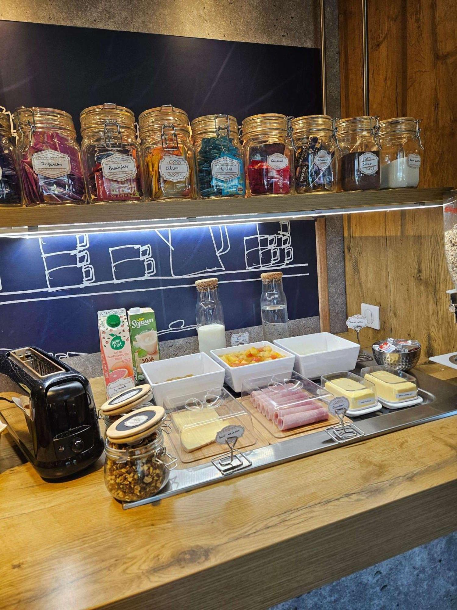 Ibis Budget Clermont Ferrand Sud Aubière Dış mekan fotoğraf